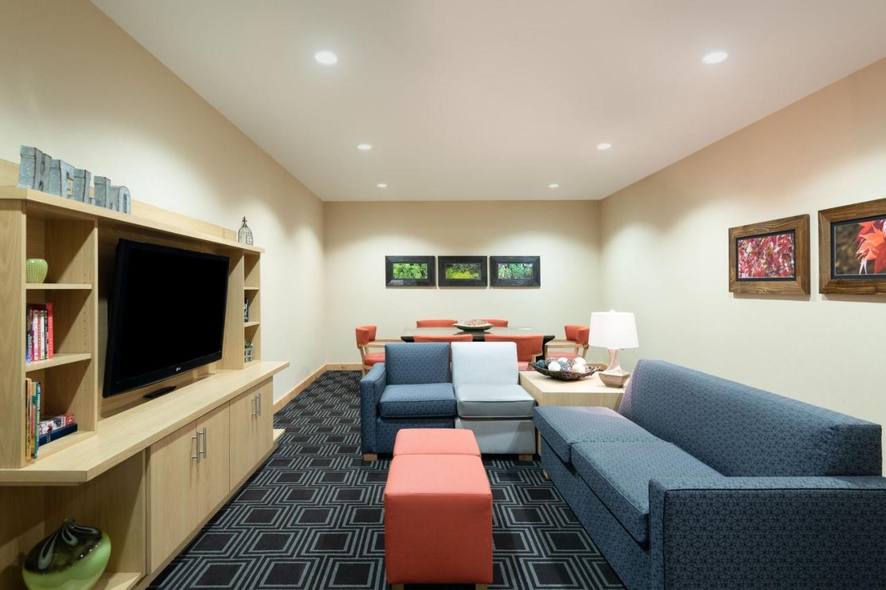 Towneplace Suites By Marriott Charlotte Мурсвилл Экстерьер фото