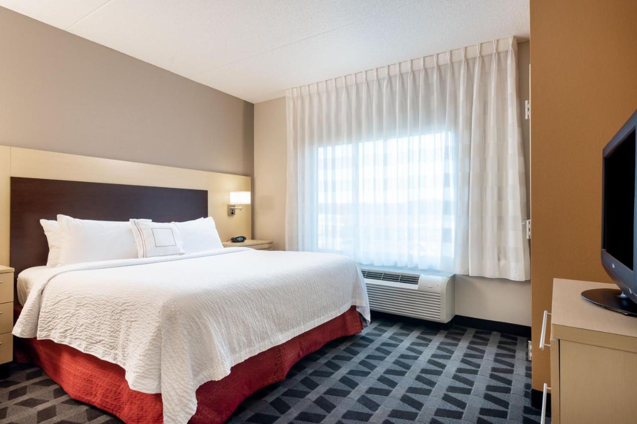 Towneplace Suites By Marriott Charlotte Мурсвилл Экстерьер фото
