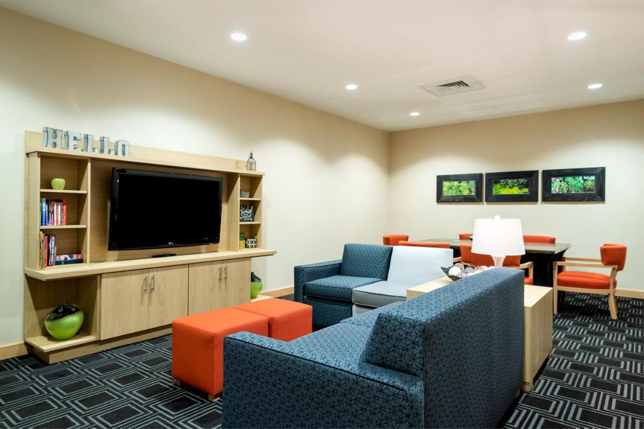 Towneplace Suites By Marriott Charlotte Мурсвилл Экстерьер фото