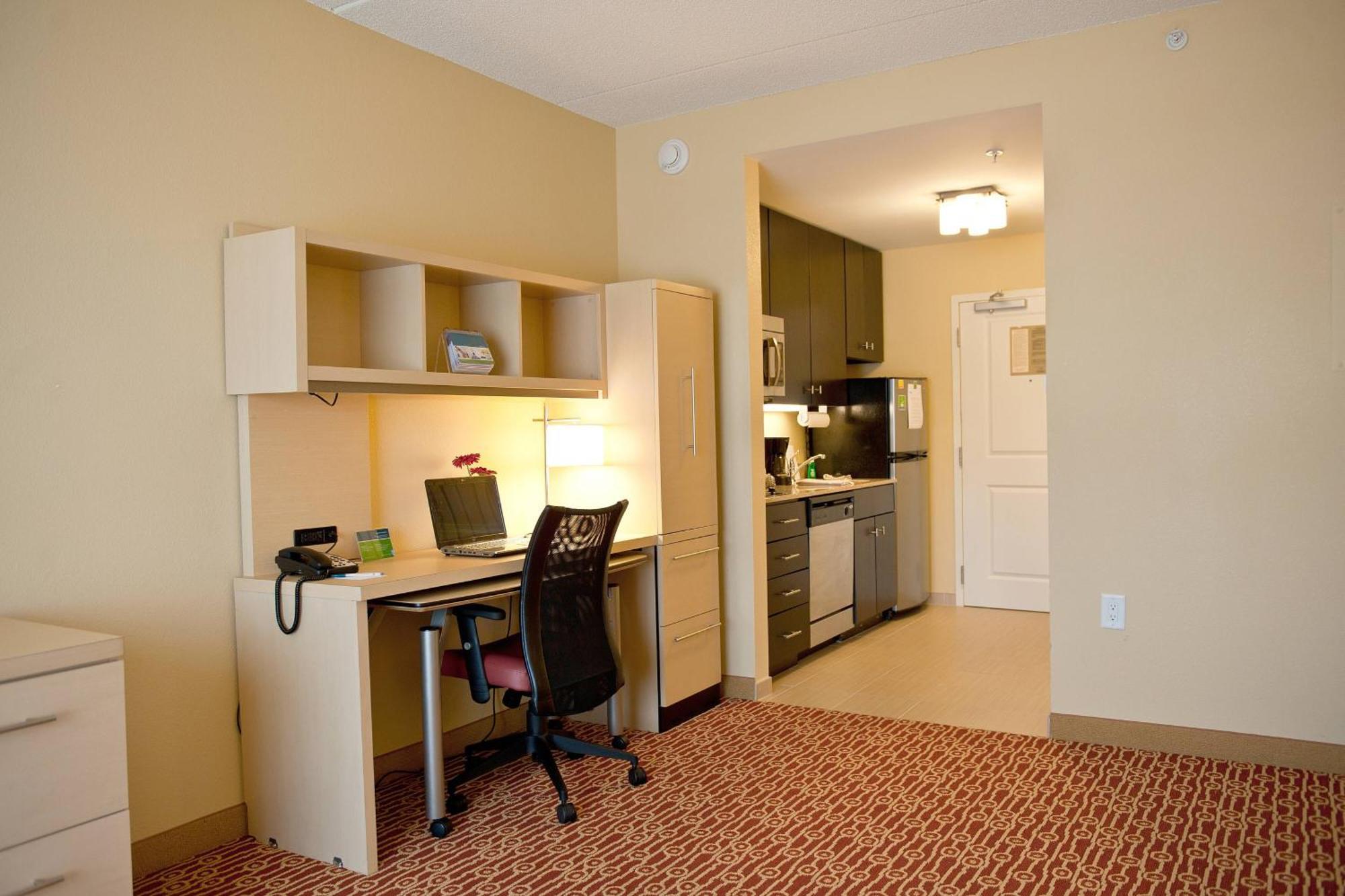 Towneplace Suites By Marriott Charlotte Мурсвилл Экстерьер фото
