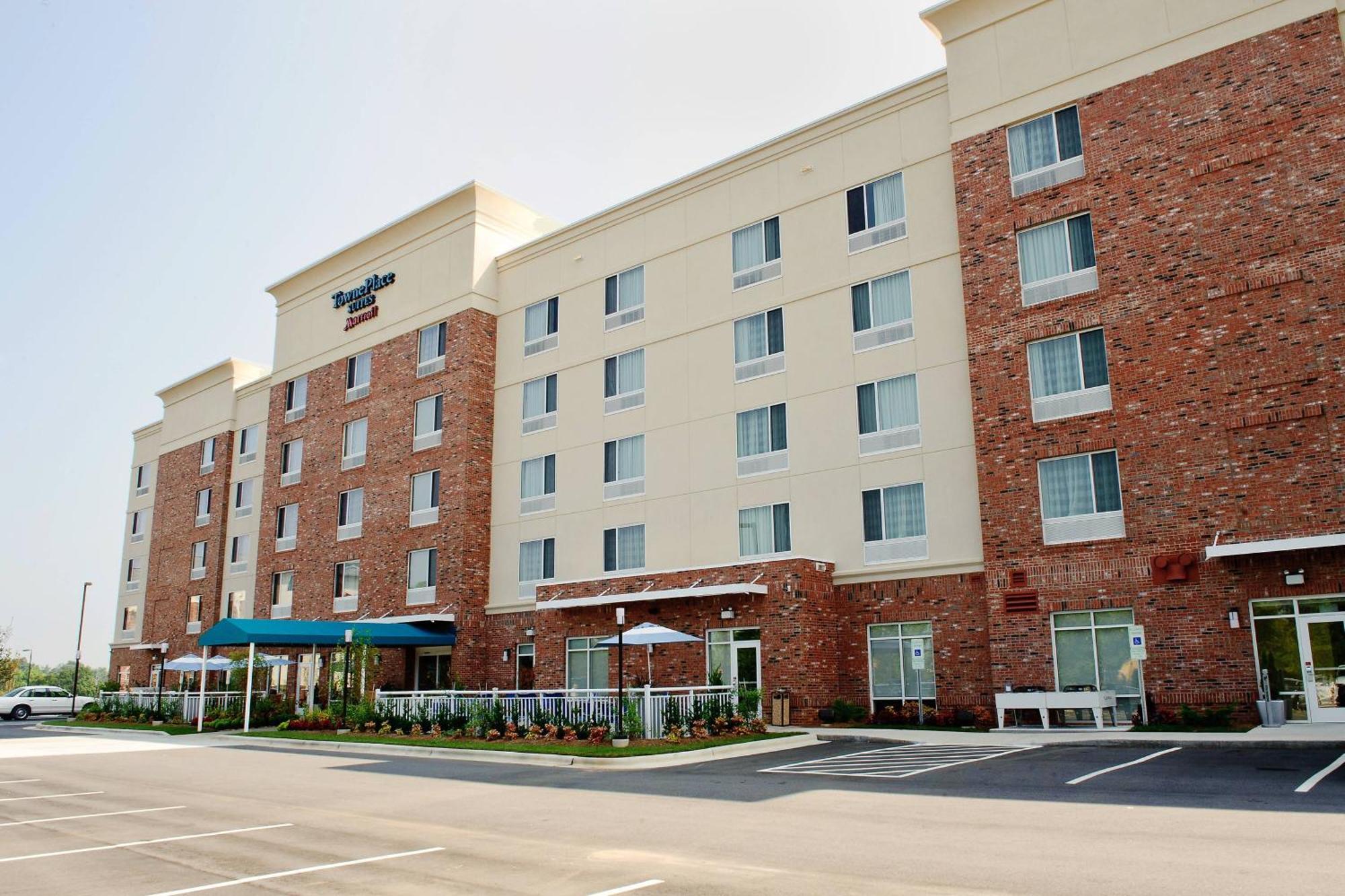 Towneplace Suites By Marriott Charlotte Мурсвилл Экстерьер фото
